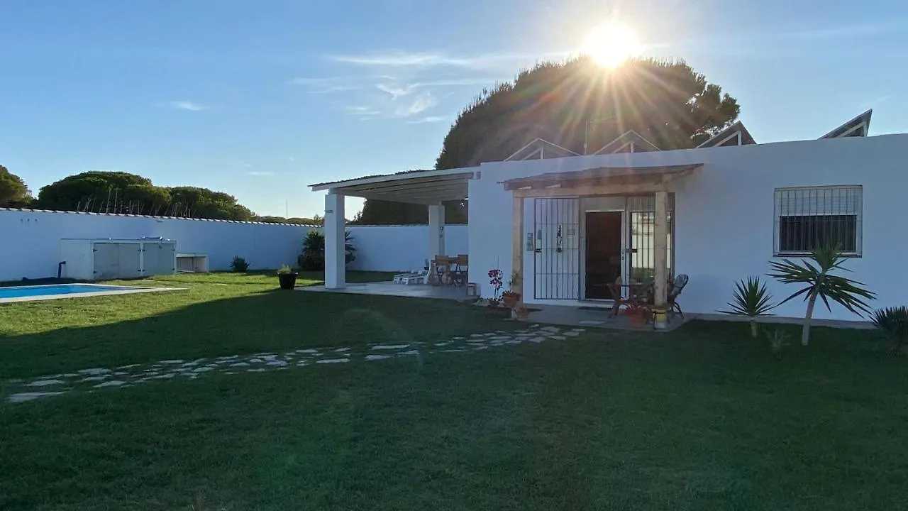Dağ evi Casa Costa Ecologica Y De Design Con Piscina, Jardin Y Parking Villa Chiclana de la Frontera İspanya